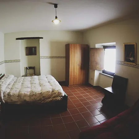 La Del Convento Hostel *
