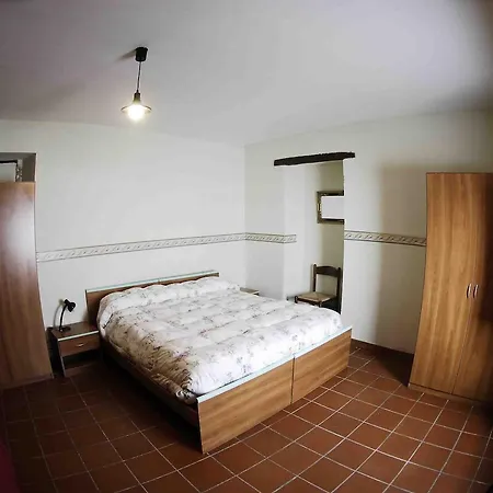 La Del Convento Hostel *